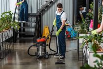 cleanovation - kantoorreiniging - schoonmaakbedrijf - gevelreiniging - kosten schoonmaakbedrijf